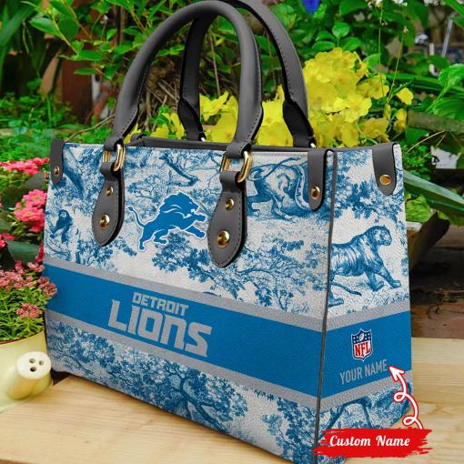 Detroit Lions Personalized Leather Hand Bag Mockup 1