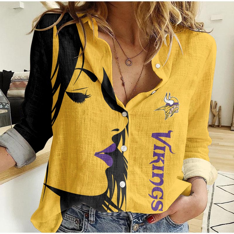 Minnesota Vikings Woman Shirt Back