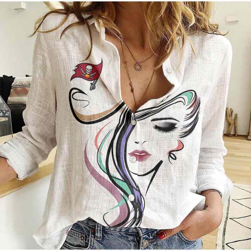 Tampa Bay Buccaneers Woman Shirt Side View