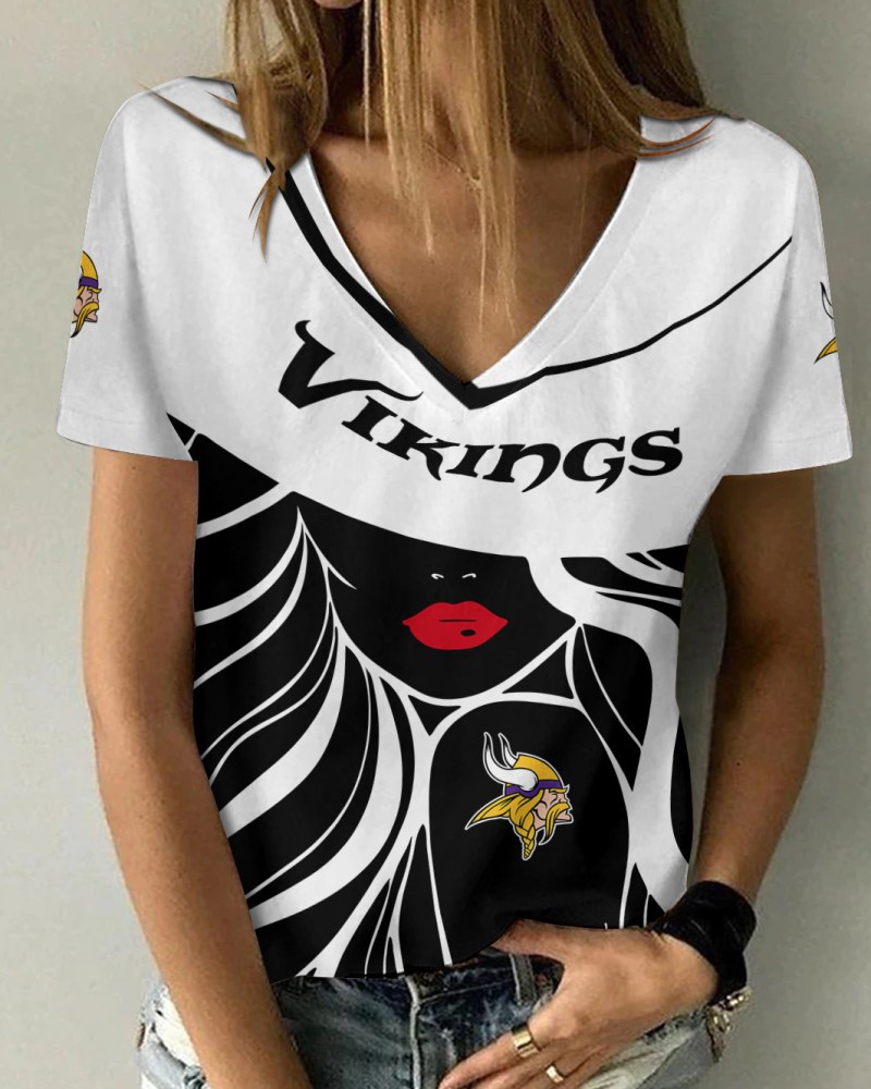 Minnesota Vikings T-shirt Image 1
