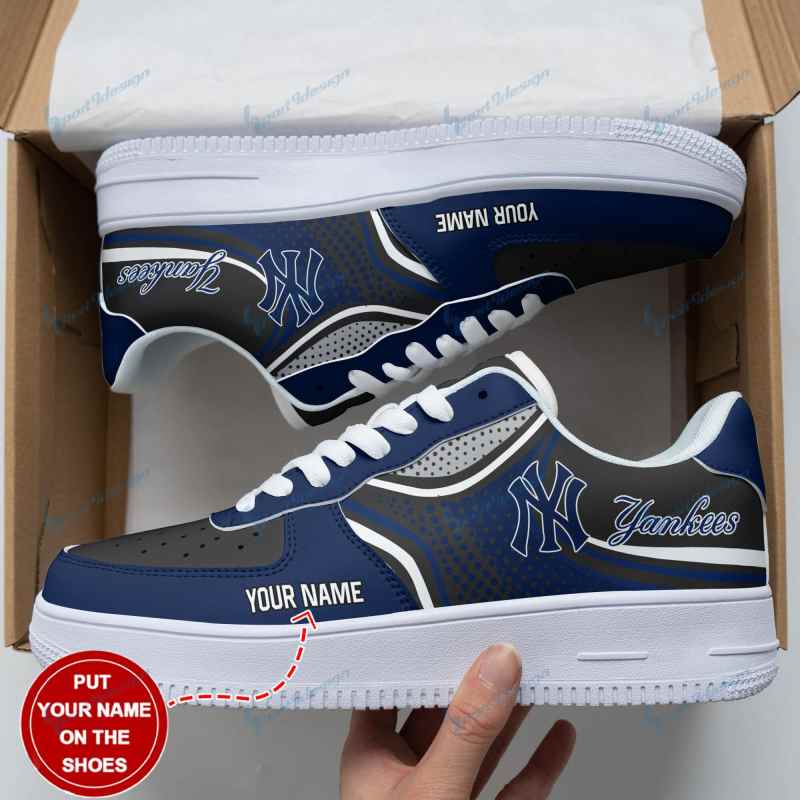 Side view of New York Yankees AF1 Shoes