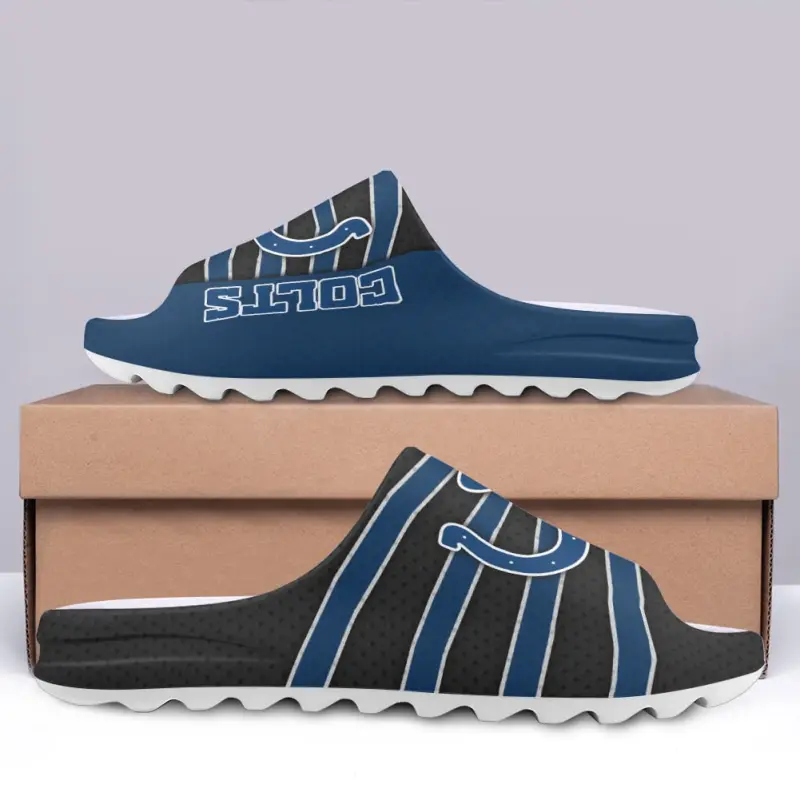 Indianapolis Colts Yeezy Slippers - Image 2