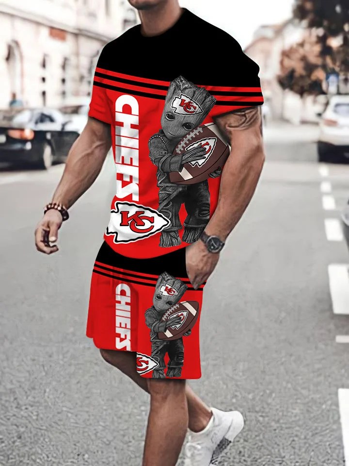 Kansas City Chiefs T-Shirt and Shorts