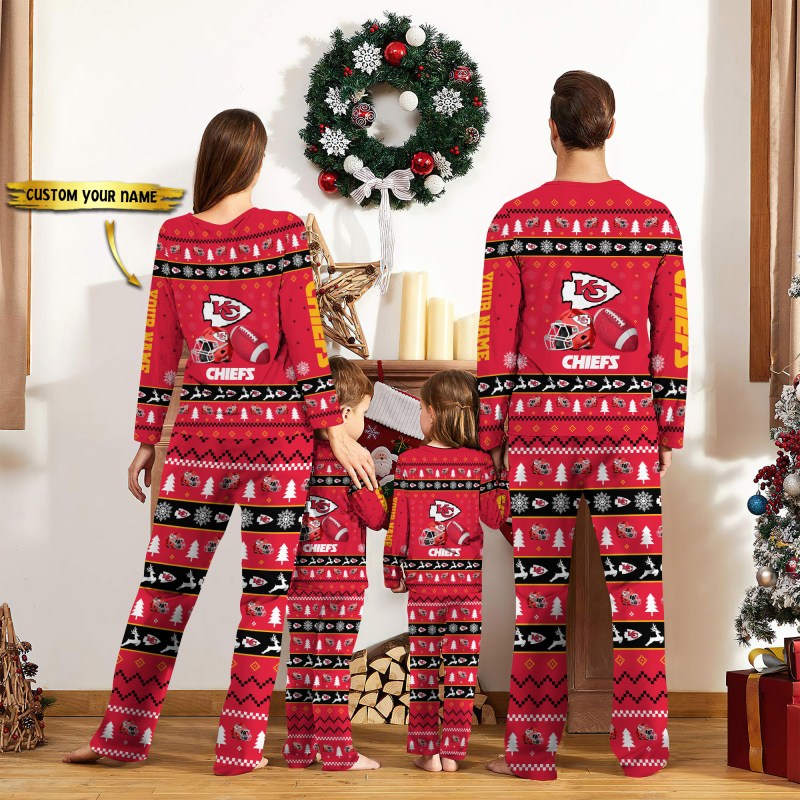 Kansas City Chiefs Personalized Pajamas Set Image 2