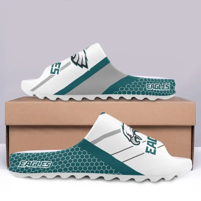 Philadelphia Eagles Yeezy Slippers Image 2