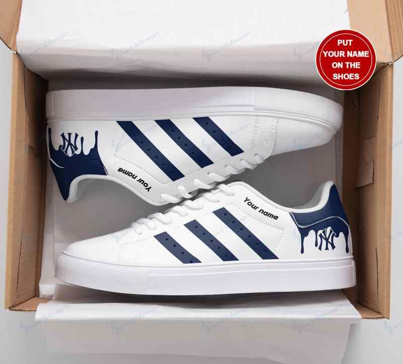 New York Yankees Custom Sneakers Side View