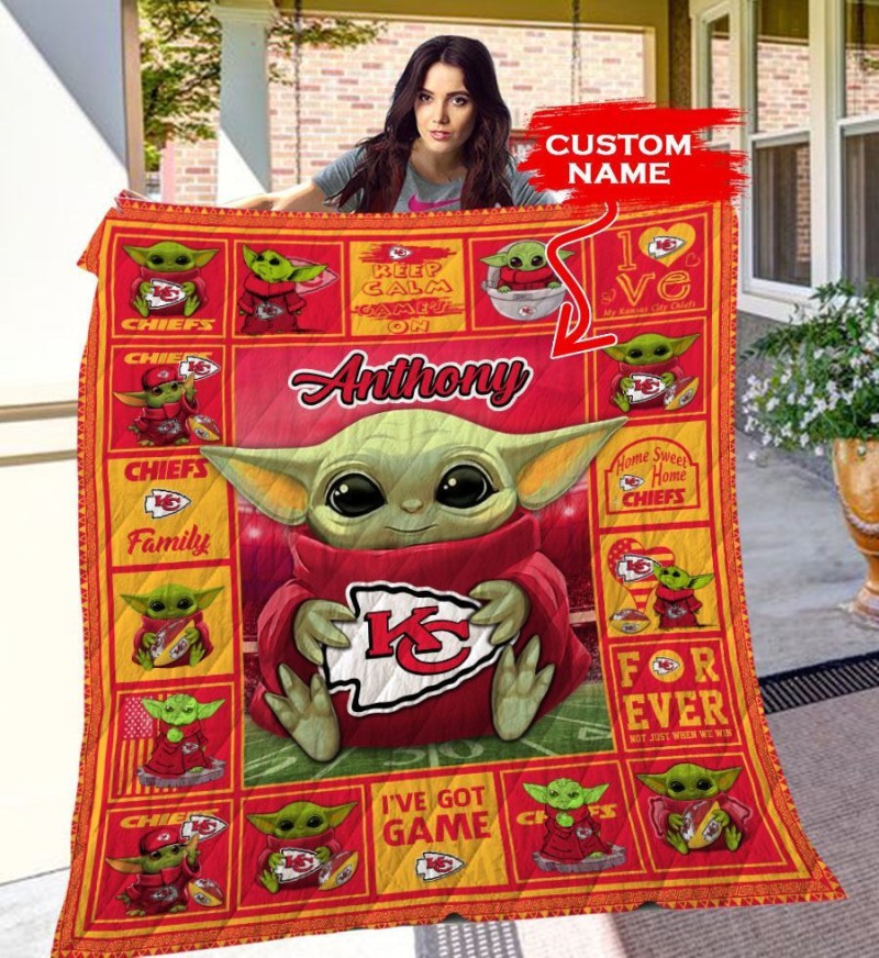 Kansas City Chiefs Personalized Premium Quilt