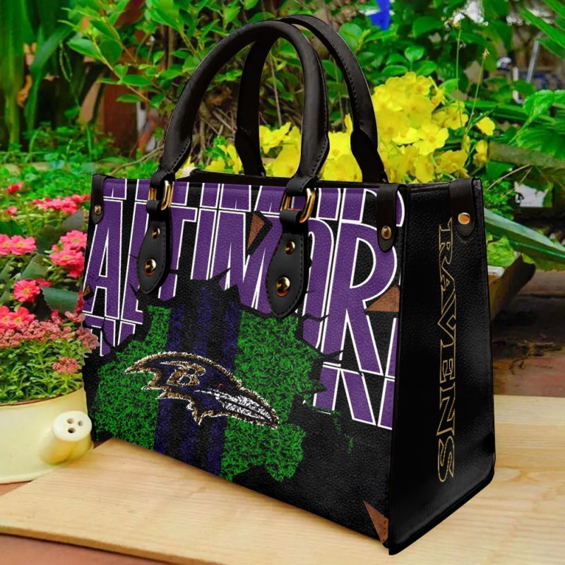 Baltimore Ravens Hand Bag in Use