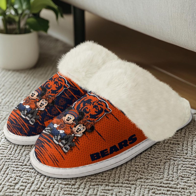 Chicago Bears Fuzzy Slippers