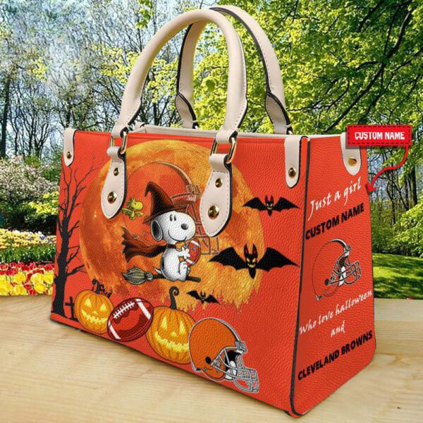 Cleveland Browns NFL Snoopy Halloween Women Leather Hand Bag
